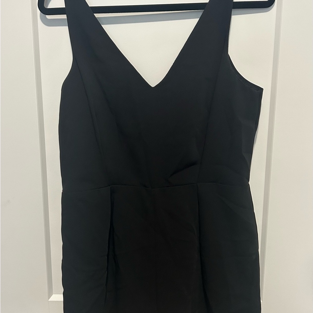 Topshop Black Sheath Mini Dress V-Neck Sleeveless